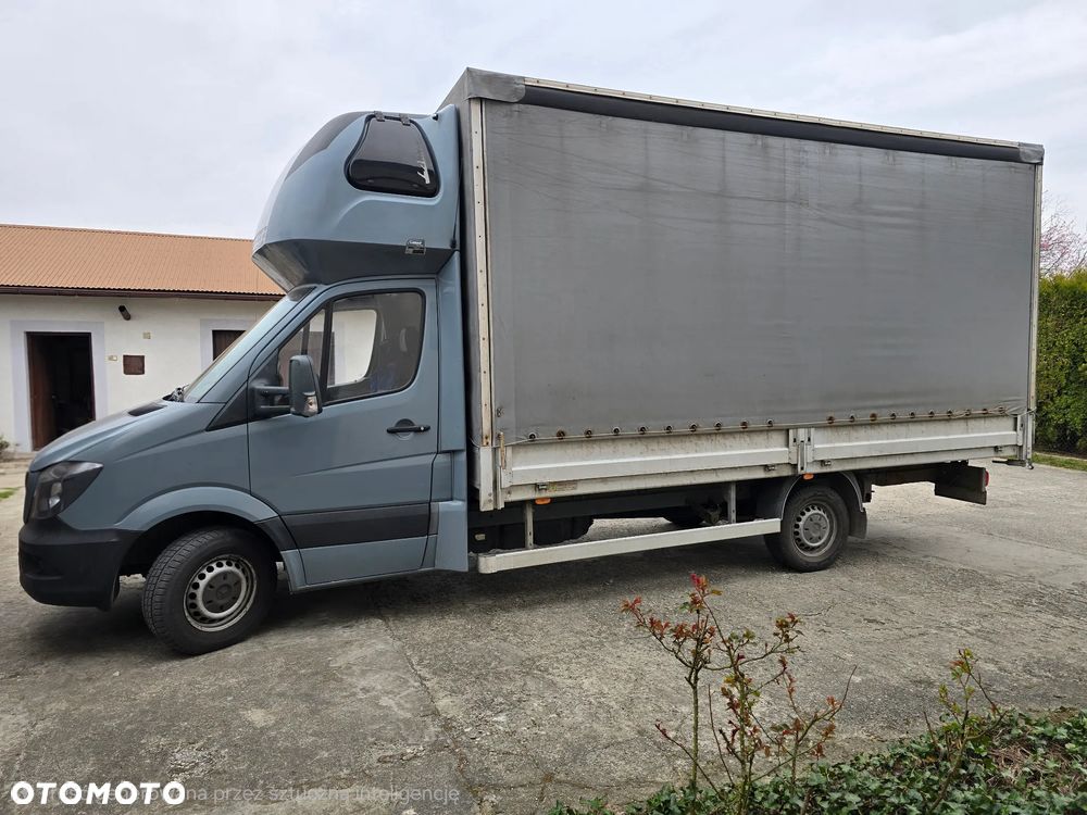 Mercedes-Benz Sprinter - 4