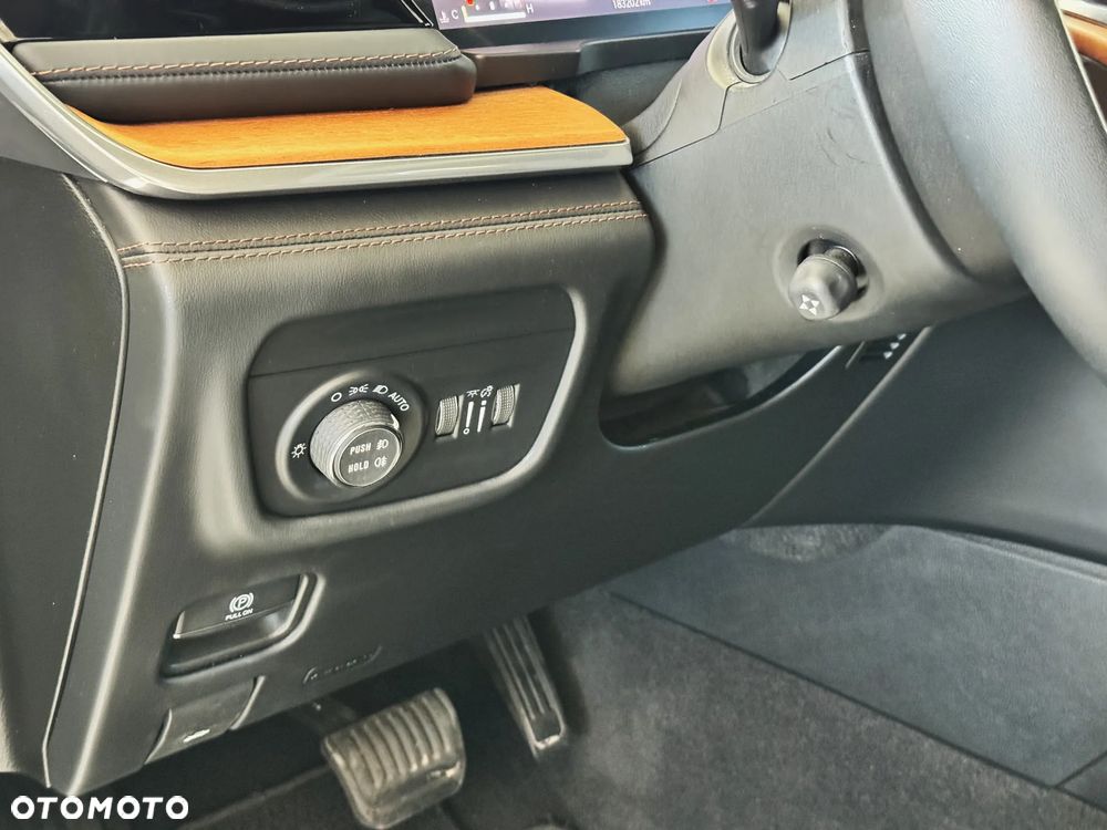 Jeep Grand Cherokee 5.7 V8 HEMI 4WD Automatik Summit - 27