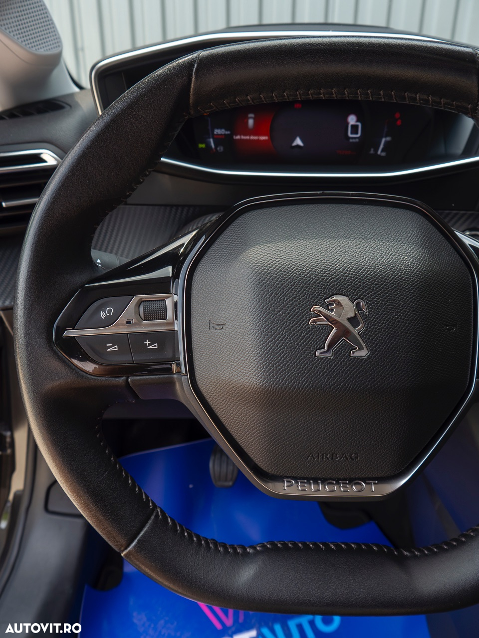 Peugeot 208 PureTech 100 Allure Pack - 13