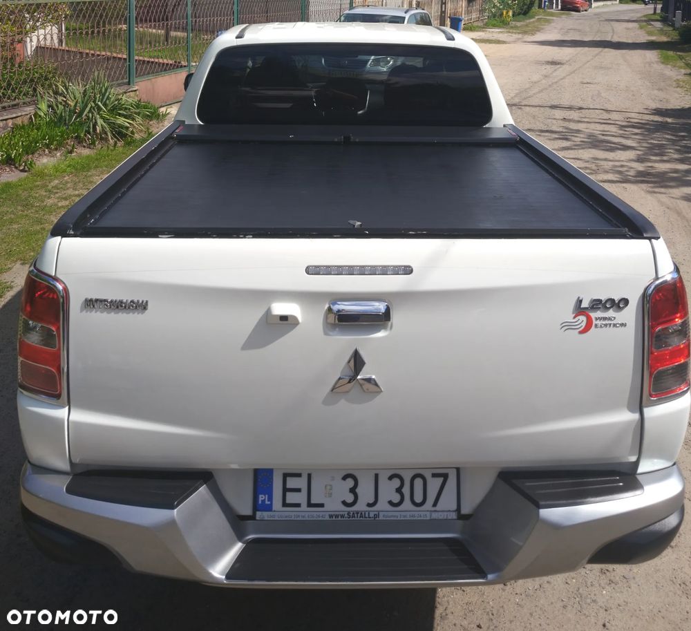 Mitsubishi L200 2.4 d DC Intense Plus EU6 - 10