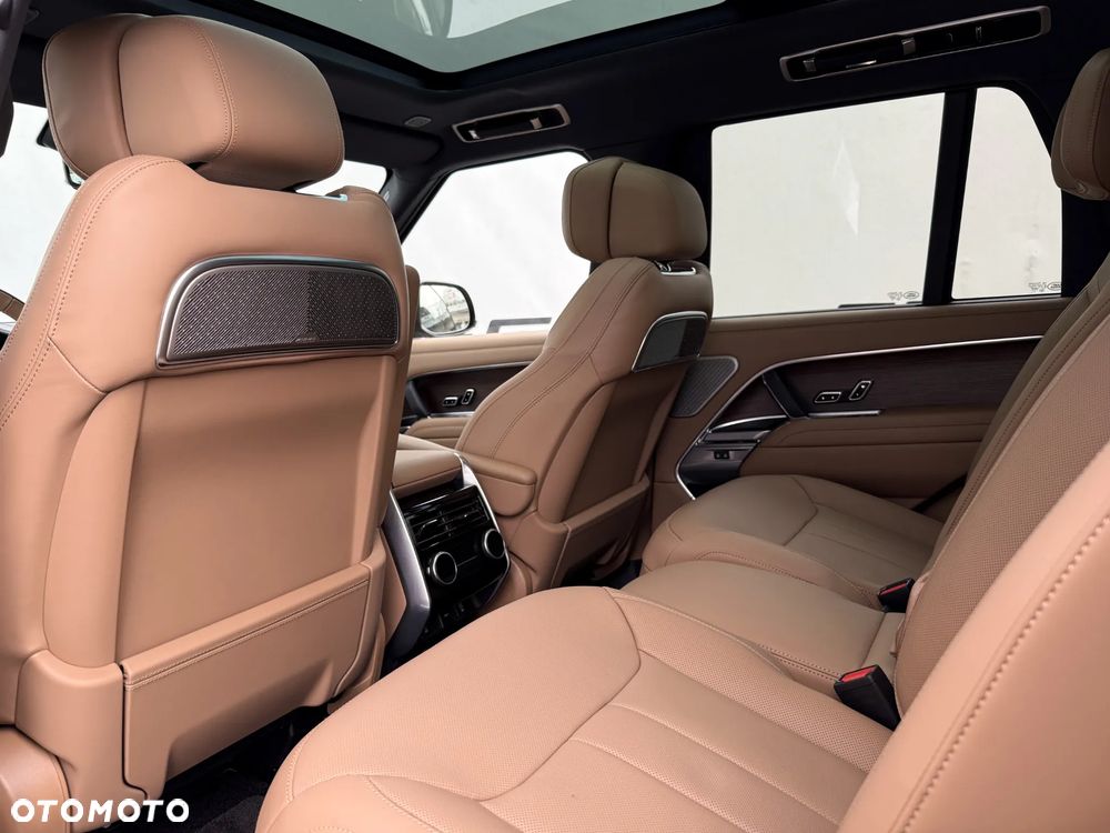 Land Rover Range Rover D350 Autobiography - 9