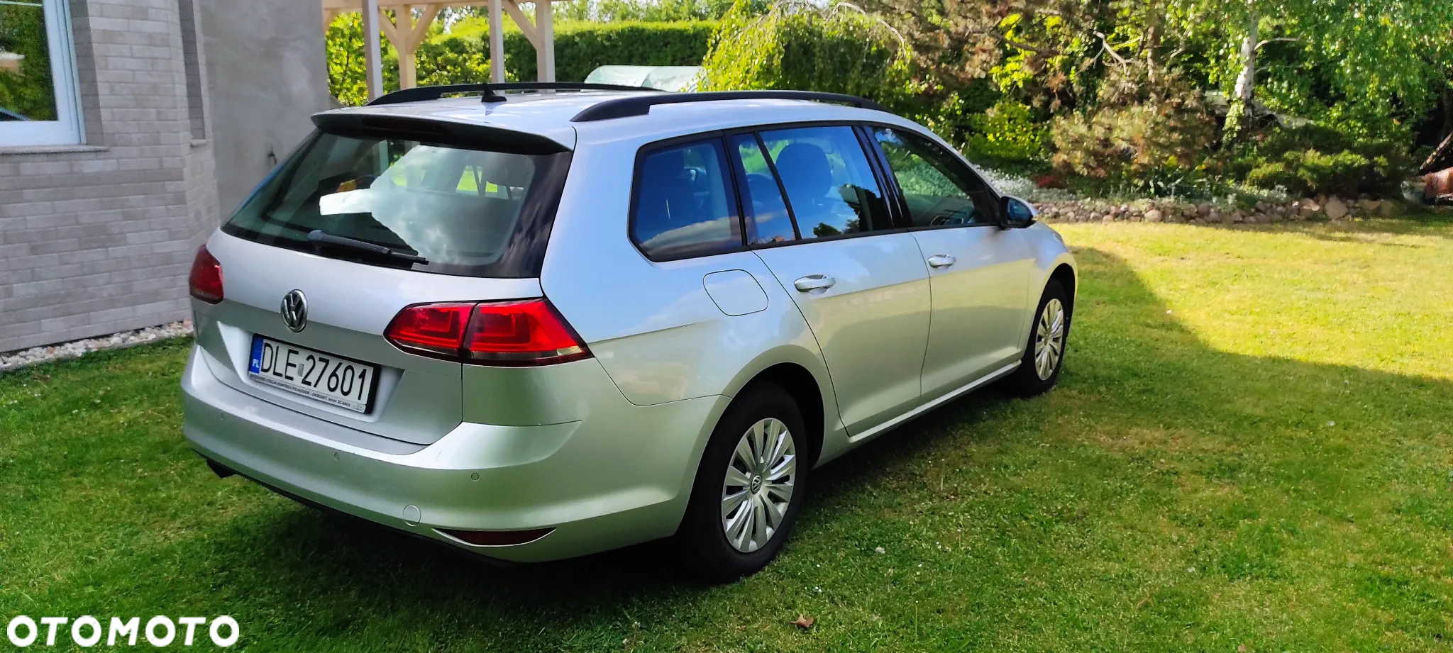 Volkswagen Golf VI 1.6 TDI Comfortline DSG - 5