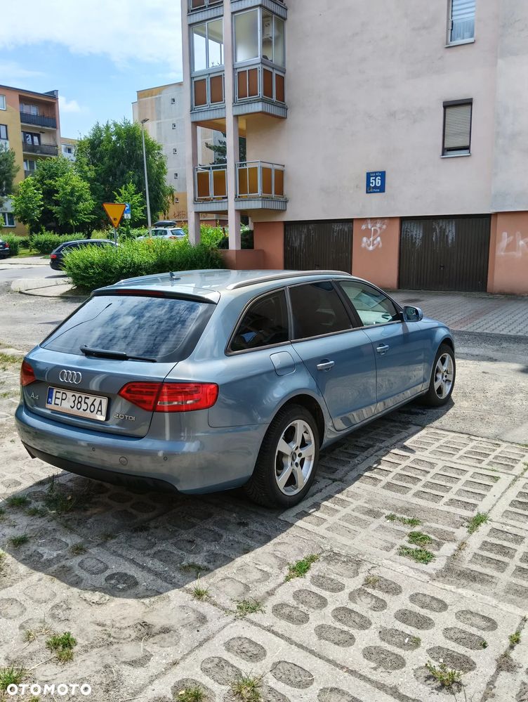 Audi A4 Avant - 5