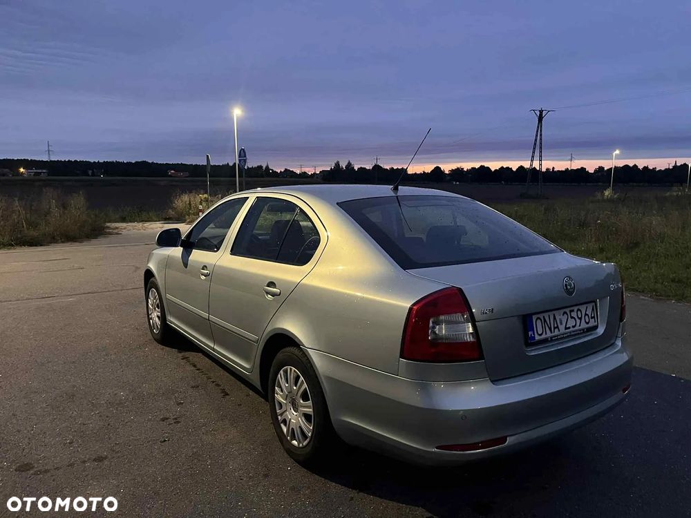Skoda Octavia 1.6 Classic - 5
