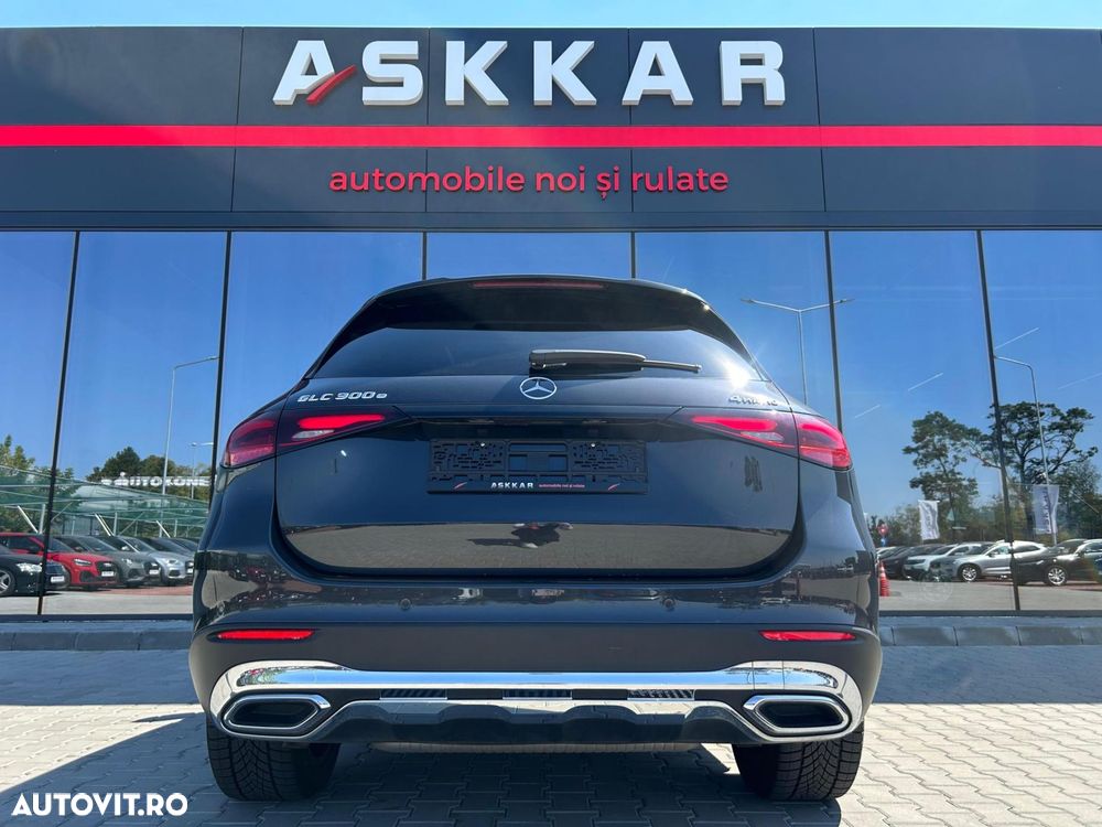 Mercedes-Benz GLC 300 e 4Matic 9G-TRONIC Exclusive - 6