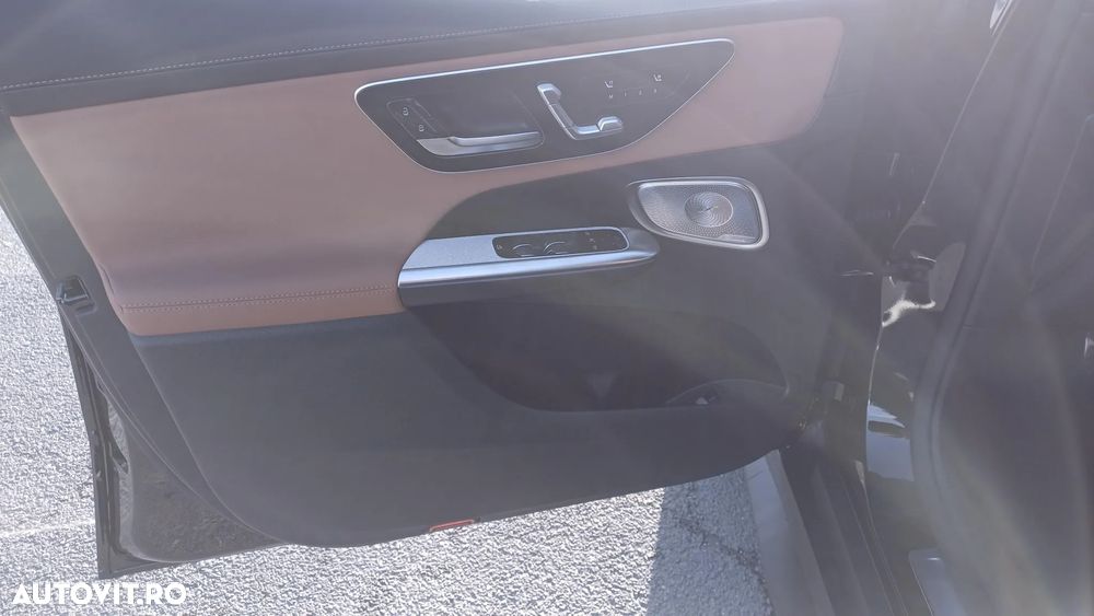 Mercedes-Benz GLC 300 e 4MATIC - 11