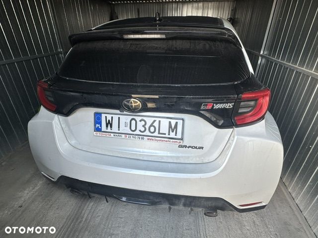 Toyota GR Yaris 1.6 Dynamic - 12
