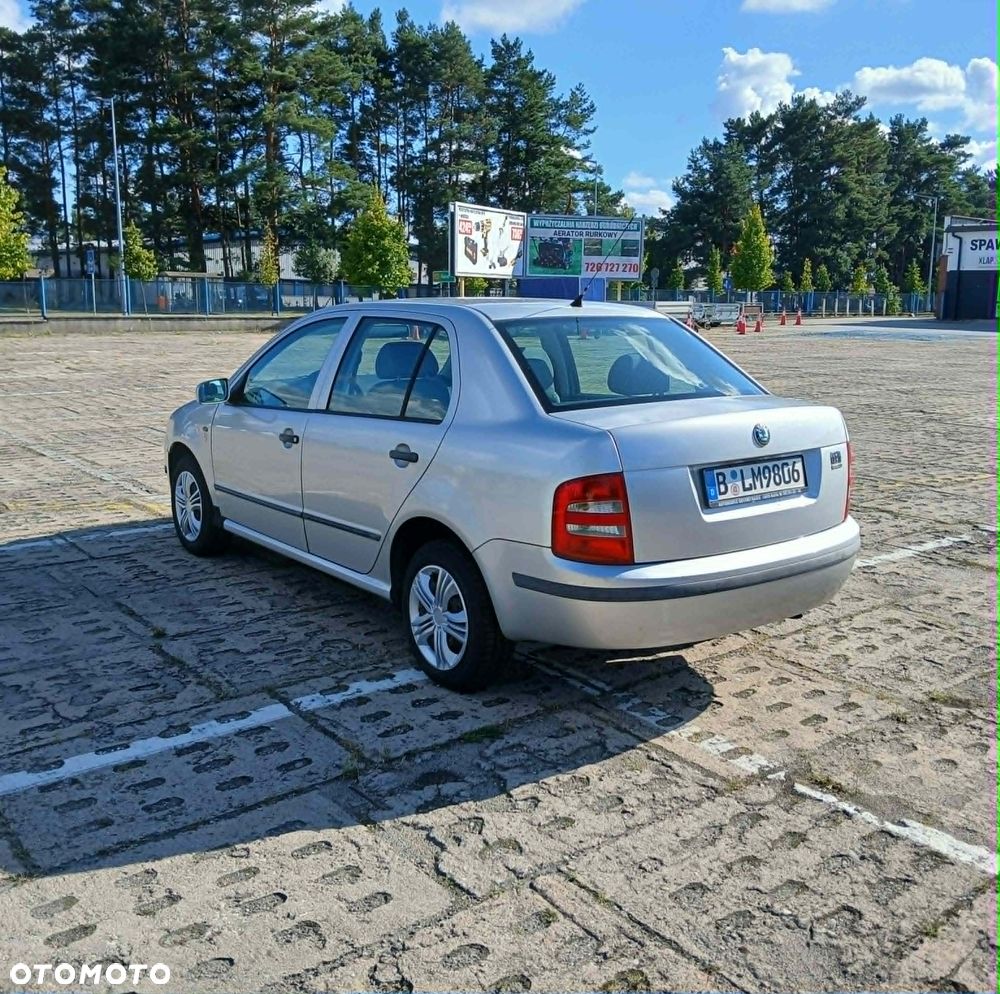 Skoda Fabia - 4