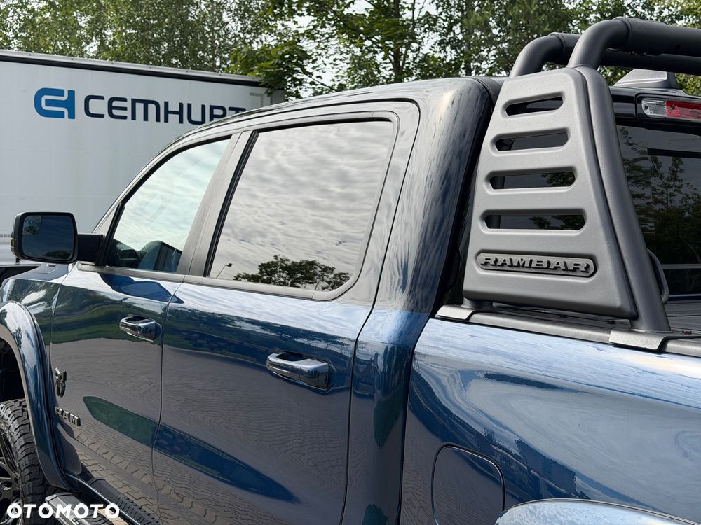 RAM 1500 5.7 Crew Cab Shortbed Laramie Sport Full - 16