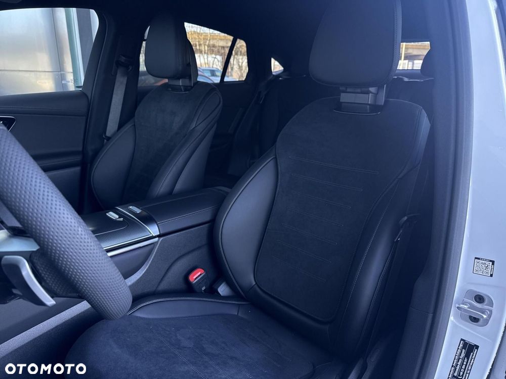 Mercedes-Benz GLC 220 d mHEV 4-Matic AMG Line - 11