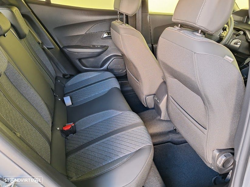 Peugeot 2008 1.2 Hybrid Allure e-DCS6 - 12