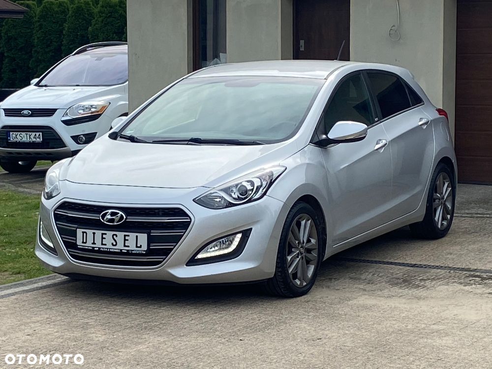 Hyundai i30 blue 1.6 CRDi DCT Passion - 9