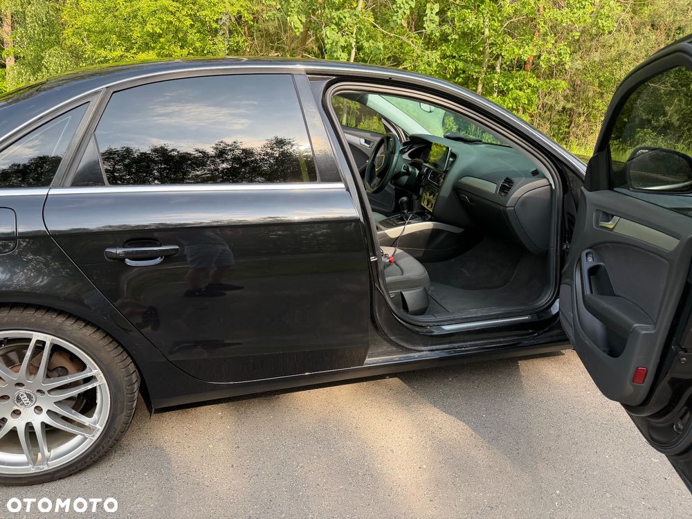 Audi A4 Limousine - 7