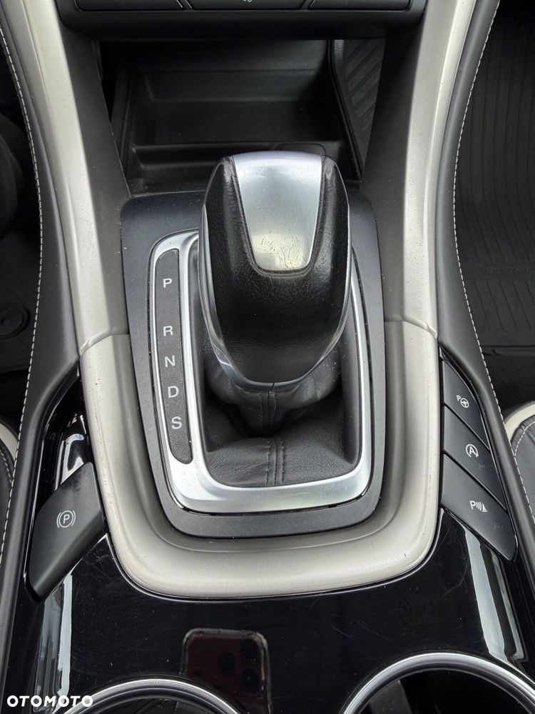 Ford Mondeo SW TDCi Bi-Turbo PowerShift-Aut Vignale - 23