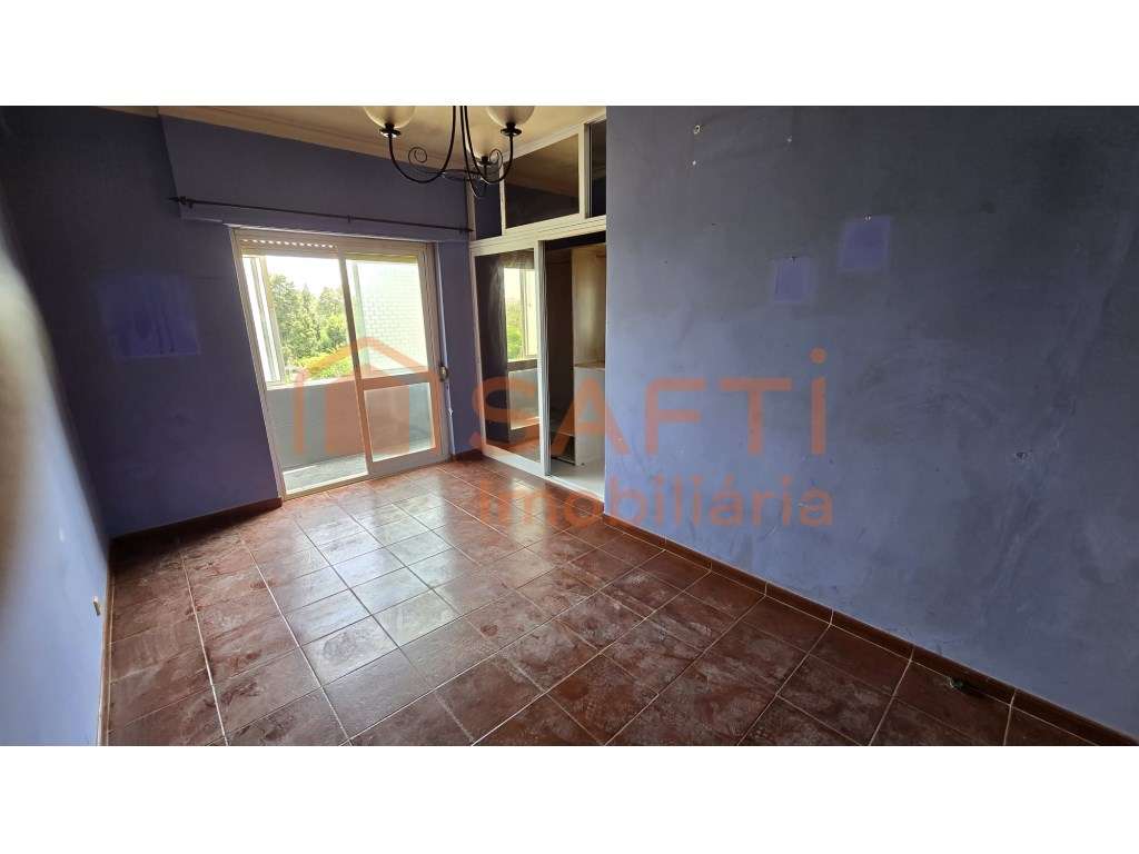 Apartamento T4 Duplex - Arrentela - Seixal - Grande imagem: 3/37