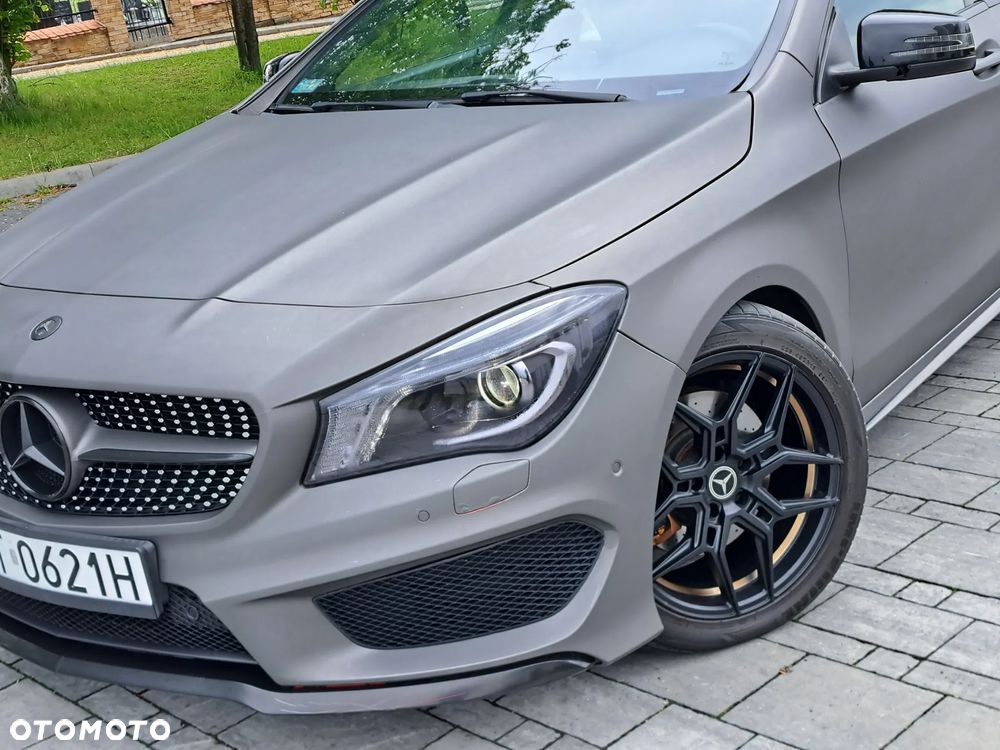 Mercedes-Benz CLA 220 CDI 7G-DCT AMG Line - 2