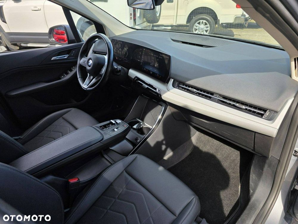 BMW Seria 2 218i sport - 29