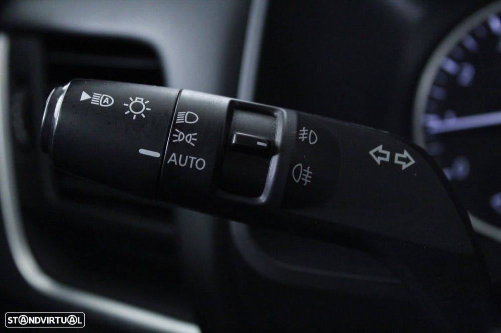 Nissan Qashqai 1.3 DIG-T Acenta LED+R - 25