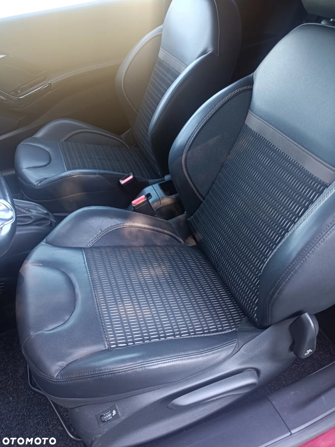 Peugeot 208 1.6 VTi Allure - 11