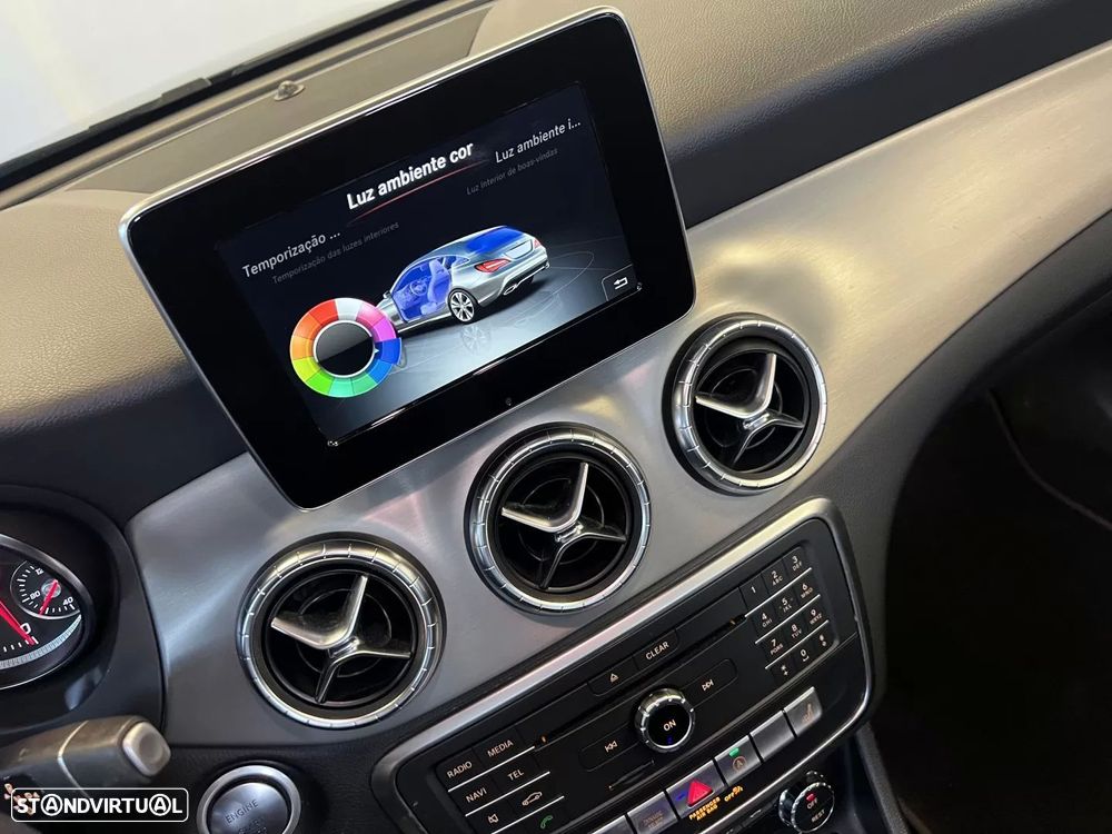 Mercedes-Benz CLA 180 d Shooting Brake AMG Line Aut. - 21