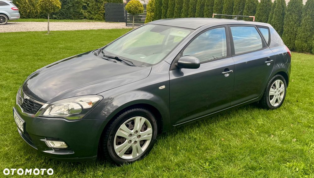 Kia Ceed Cee'd 1.4 Comfort + - 6