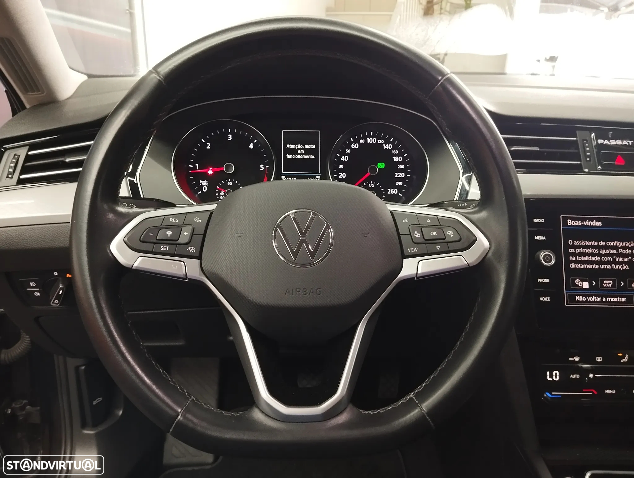 VW Passat Variant 2.0 TDi Business DSG - 19