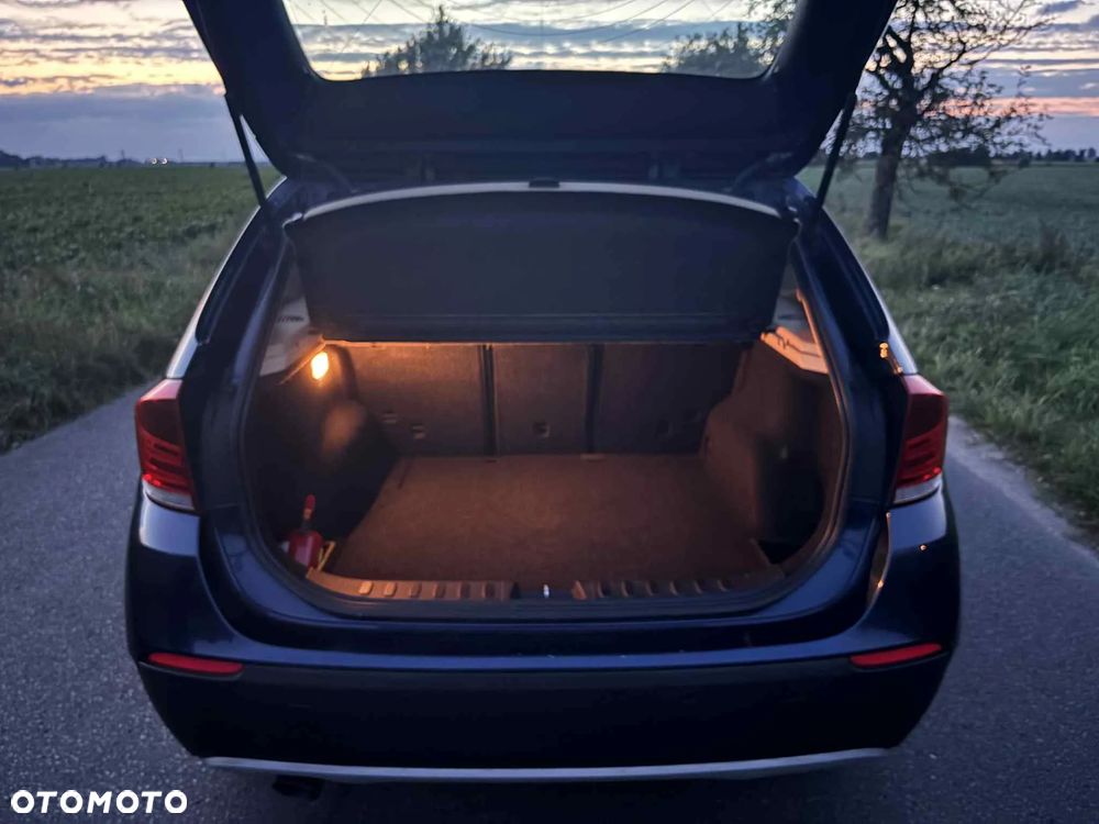 BMW X1 xDrive18d - 9