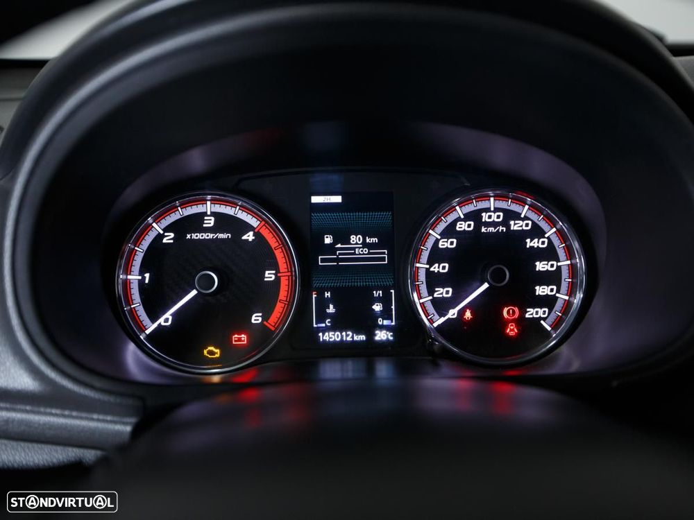 Mitsubishi L200 - 18