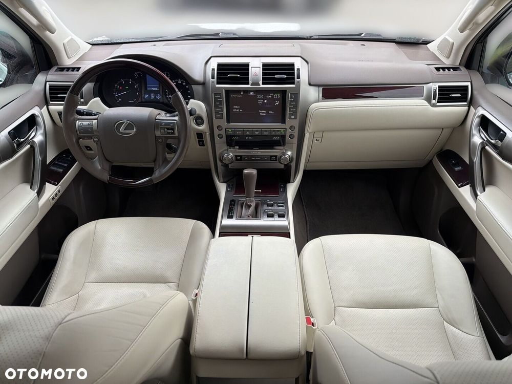 Lexus GX - 30