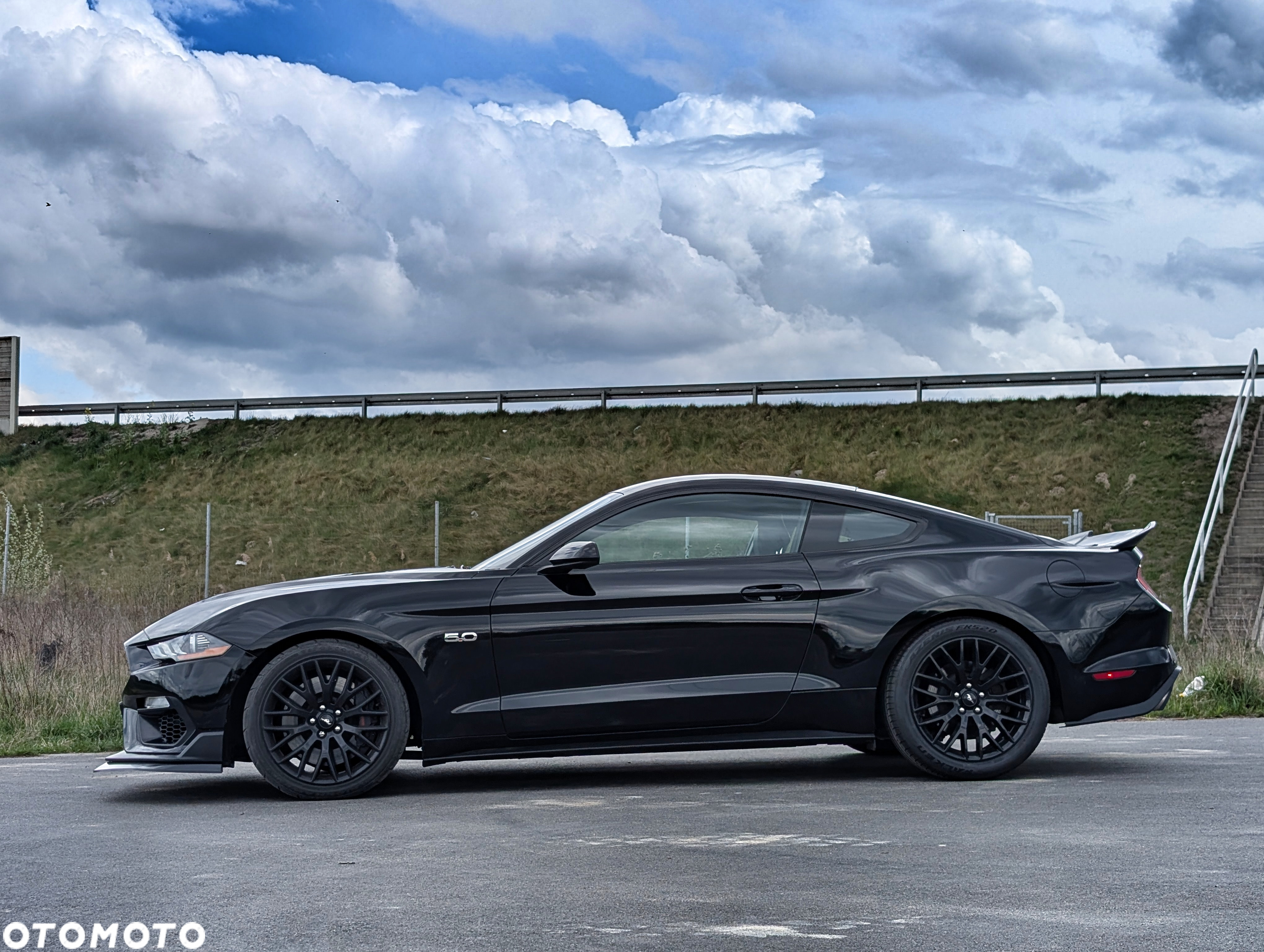 Ford Mustang 5.0 V8 GT - 2