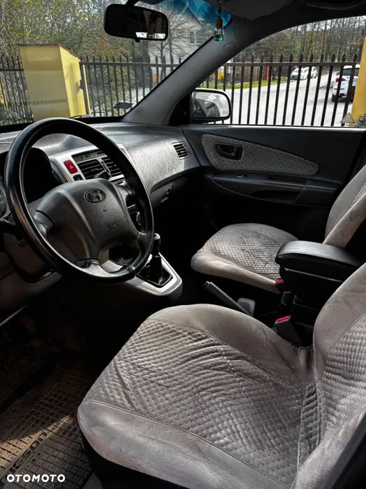 Hyundai Tucson 2.0 CRDi 2WD GLS - 3