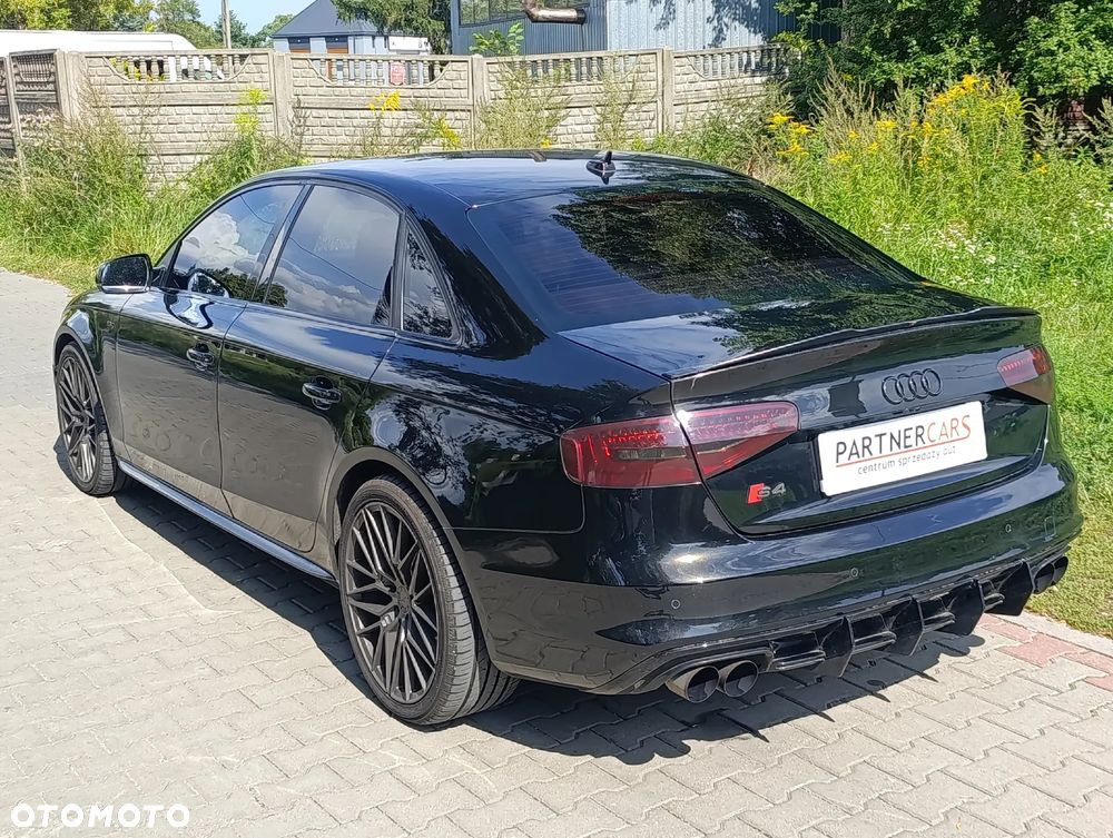 Audi S4 Limousine - 4
