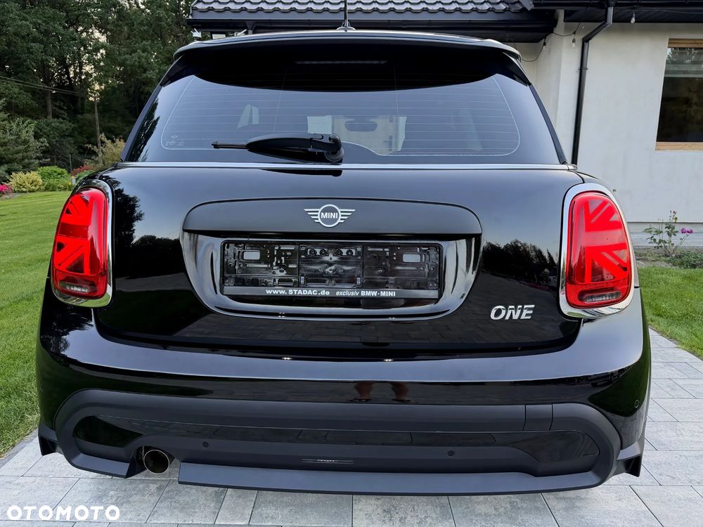 MINI ONE Blackyard - 19
