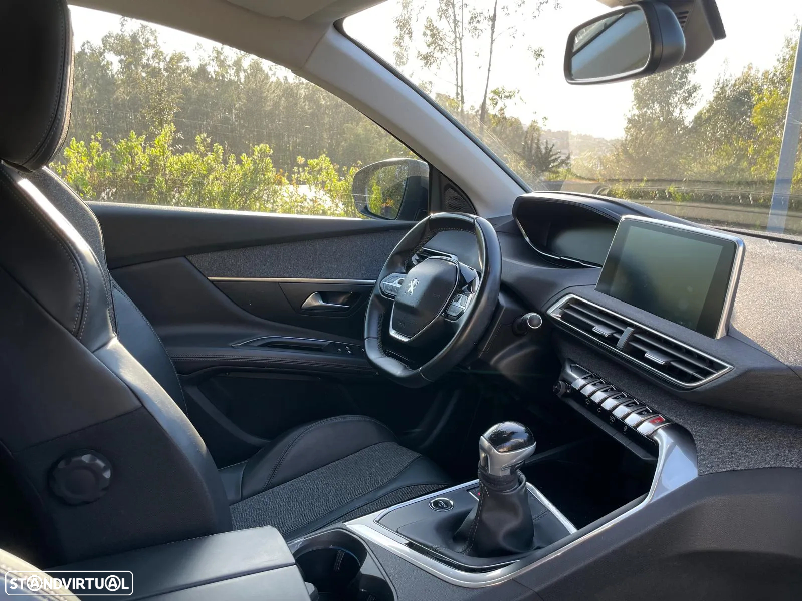Peugeot 3008 1.5 BlueHDi Allure - 4