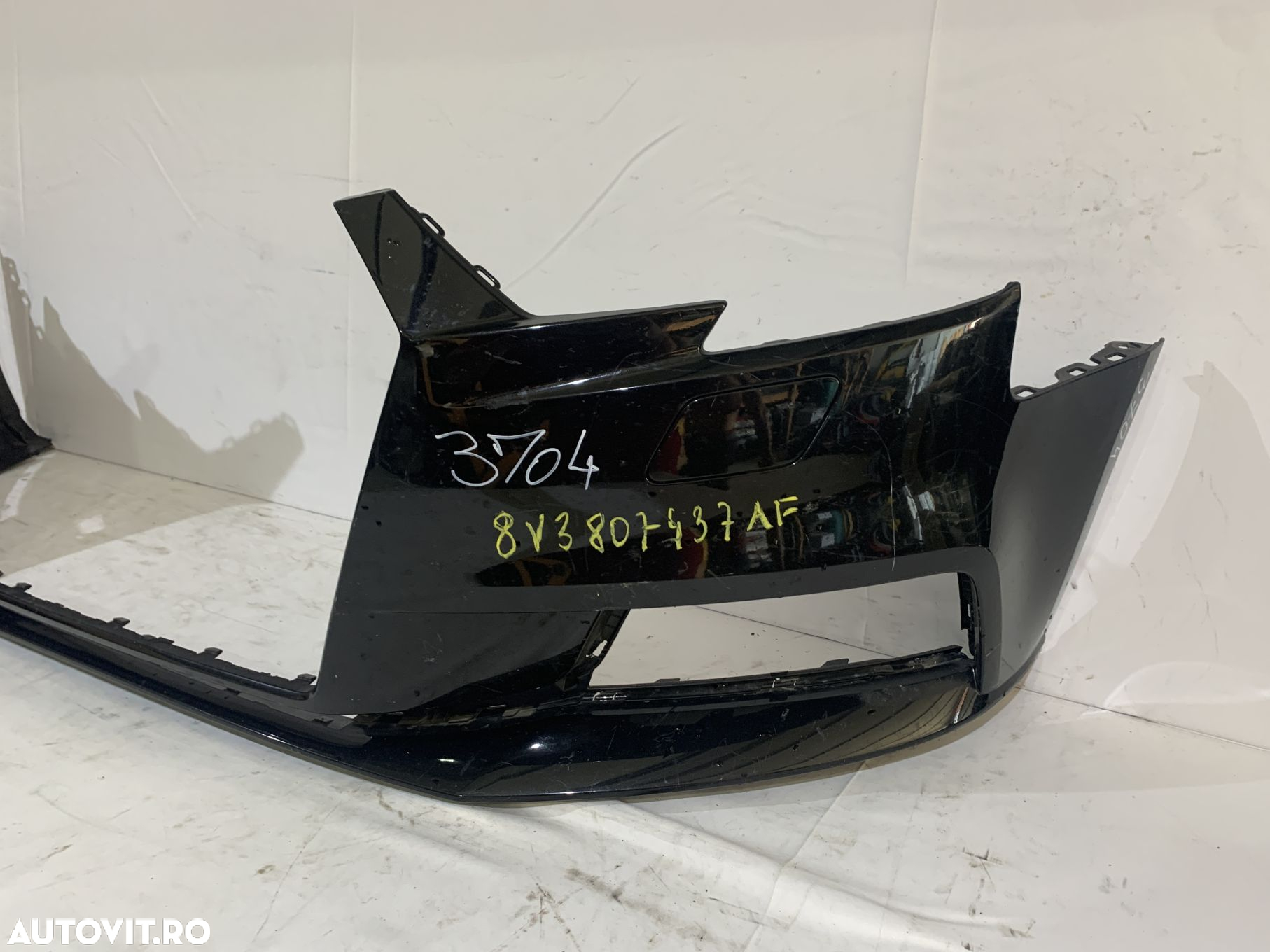 Bara fata Audi A3 Hatchback, 2016, 2017, 2018, 2019, cod origine OE 8V3807437AF. - 2