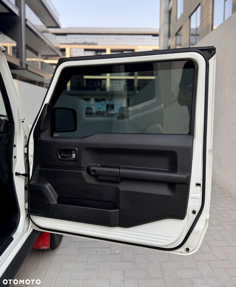 Suzuki Jimny - 26