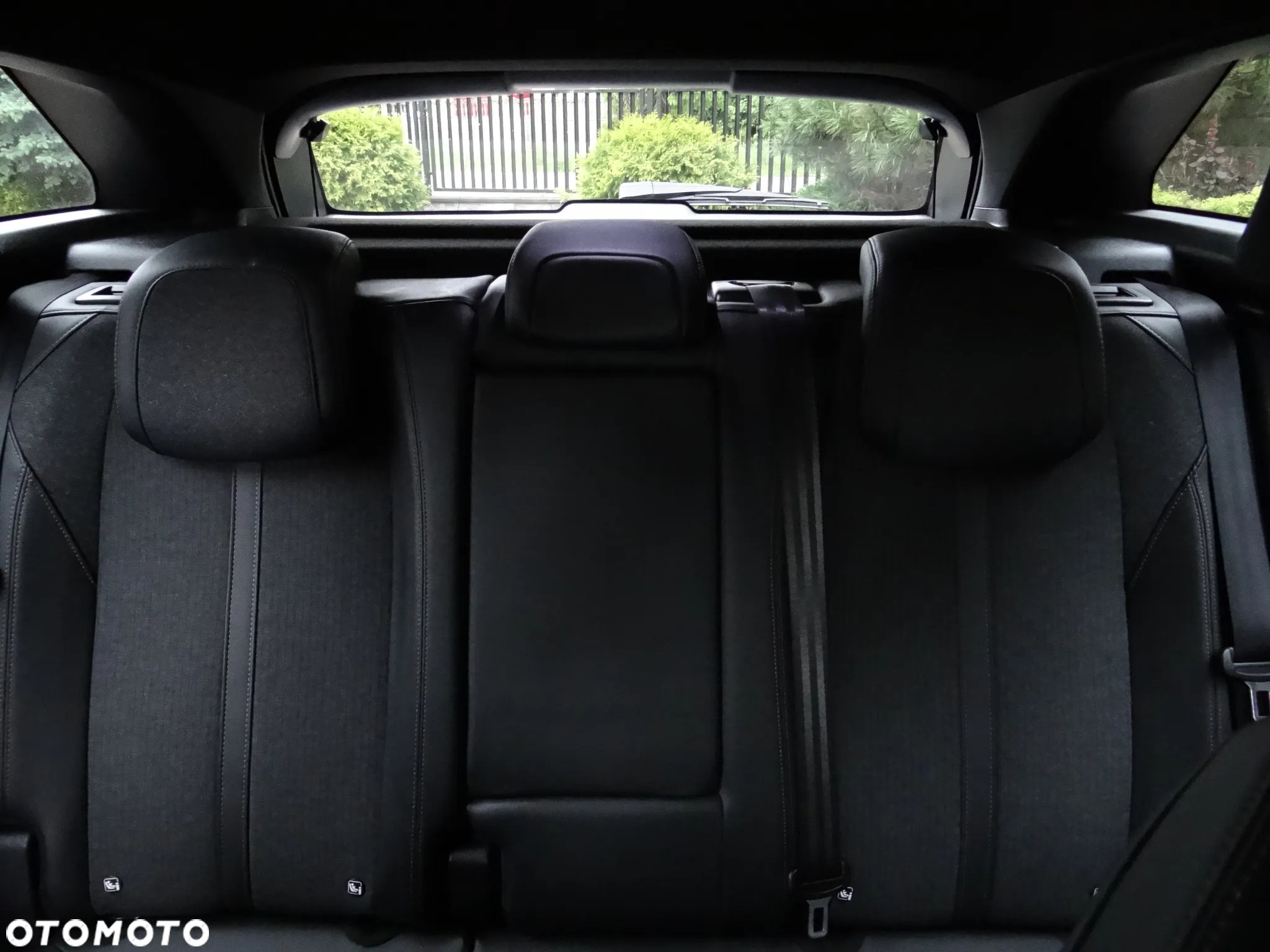Peugeot 3008 1.6 PureTech GPF GT Line S&S EAT8 - 38