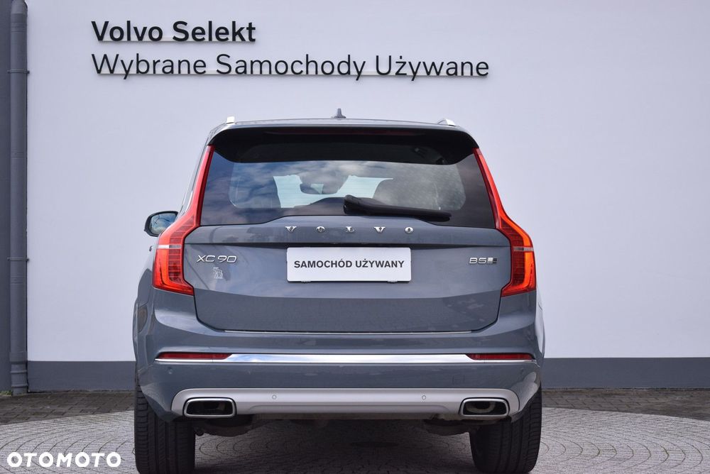 Volvo XC 90 - 7