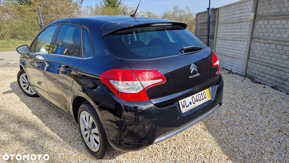 Citroën C4 VTi 120 Exclusive - 24