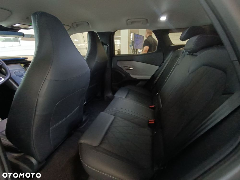 Ford Explorer - 12