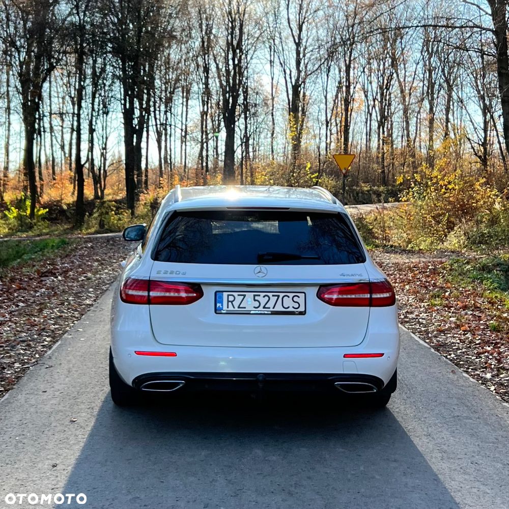 Mercedes-Benz Klasa E 220 d 4-Matic 9G-TRONIC - 5