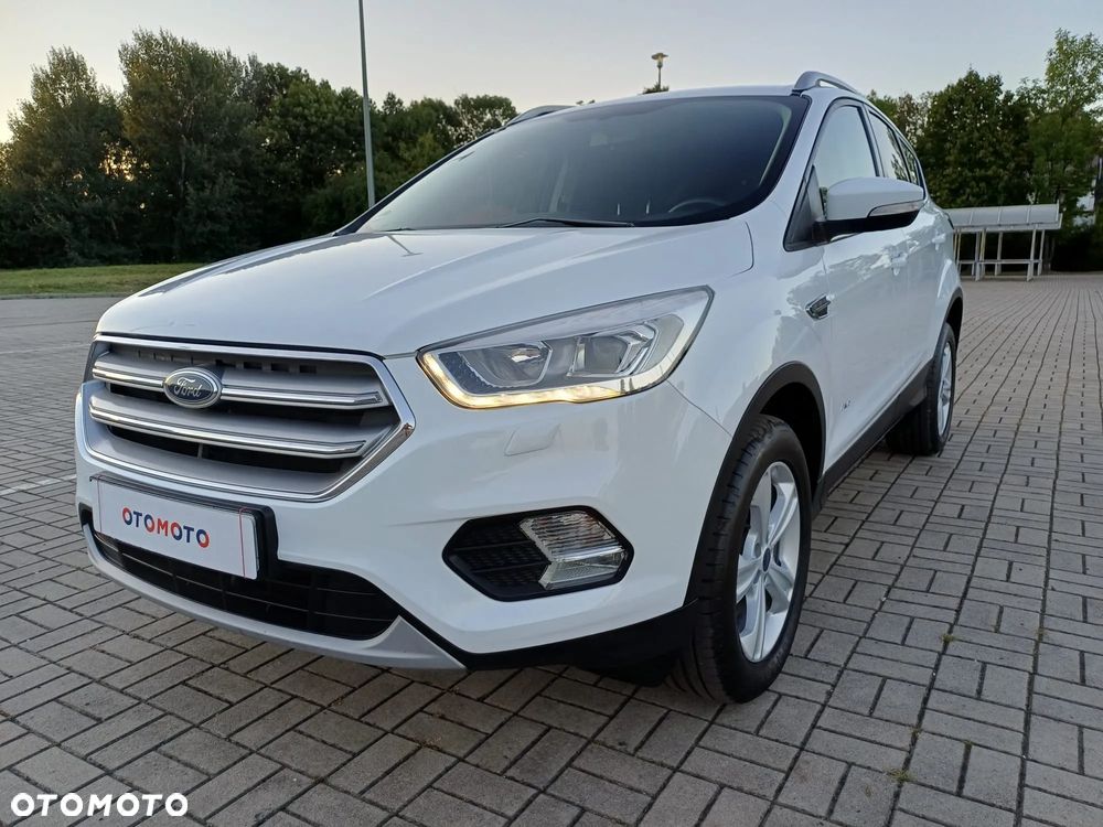 Ford Kuga - 12