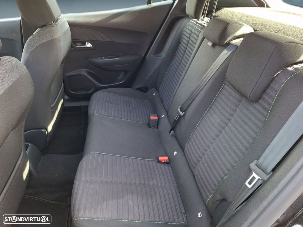 Peugeot 2008 1.2 PureTech Active - 14