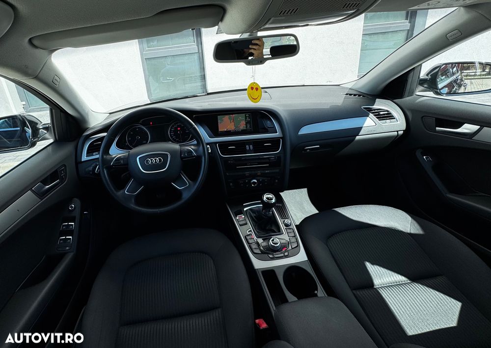 Audi A4 Limuzina 2.0 TDI Design - 17