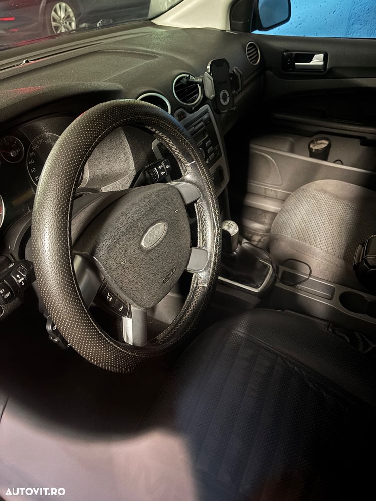 Ford Focus 1.6i 16V - 4