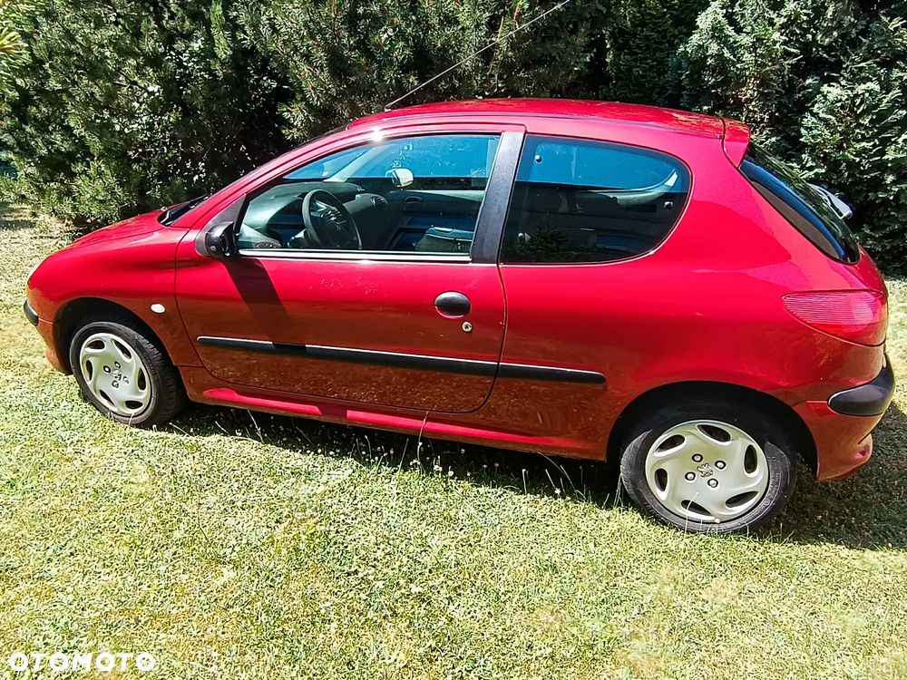 Peugeot 206 - 1