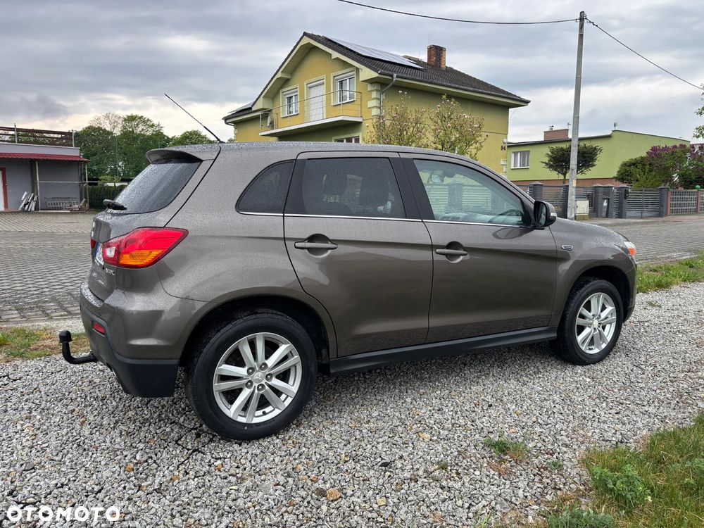 Mitsubishi ASX 1.8 DI-D 2WD Inform - 19