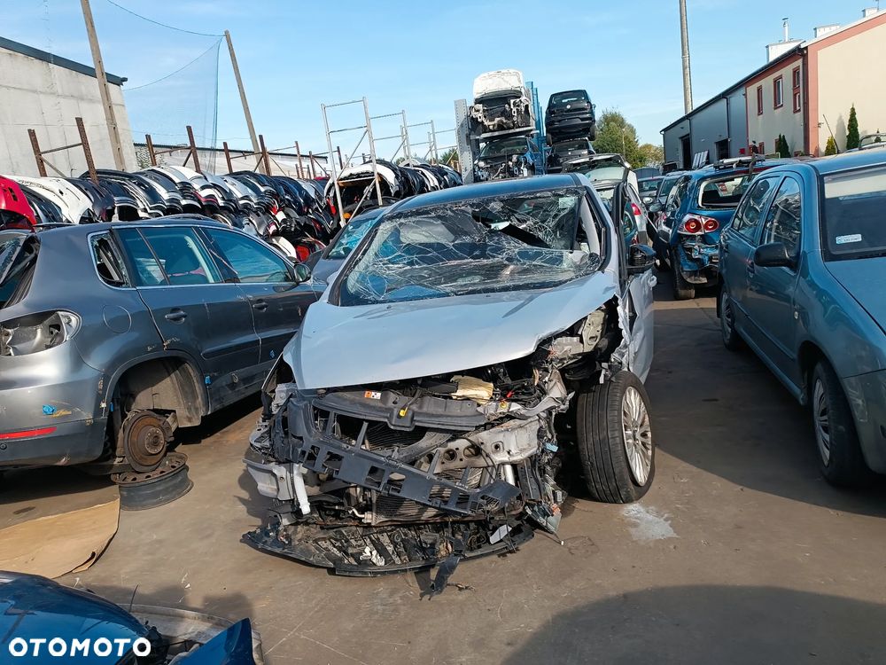 Ford  c-max  2 II 2010- Z silnikiem 1,6 tdci i skrzynią manualną części - 4