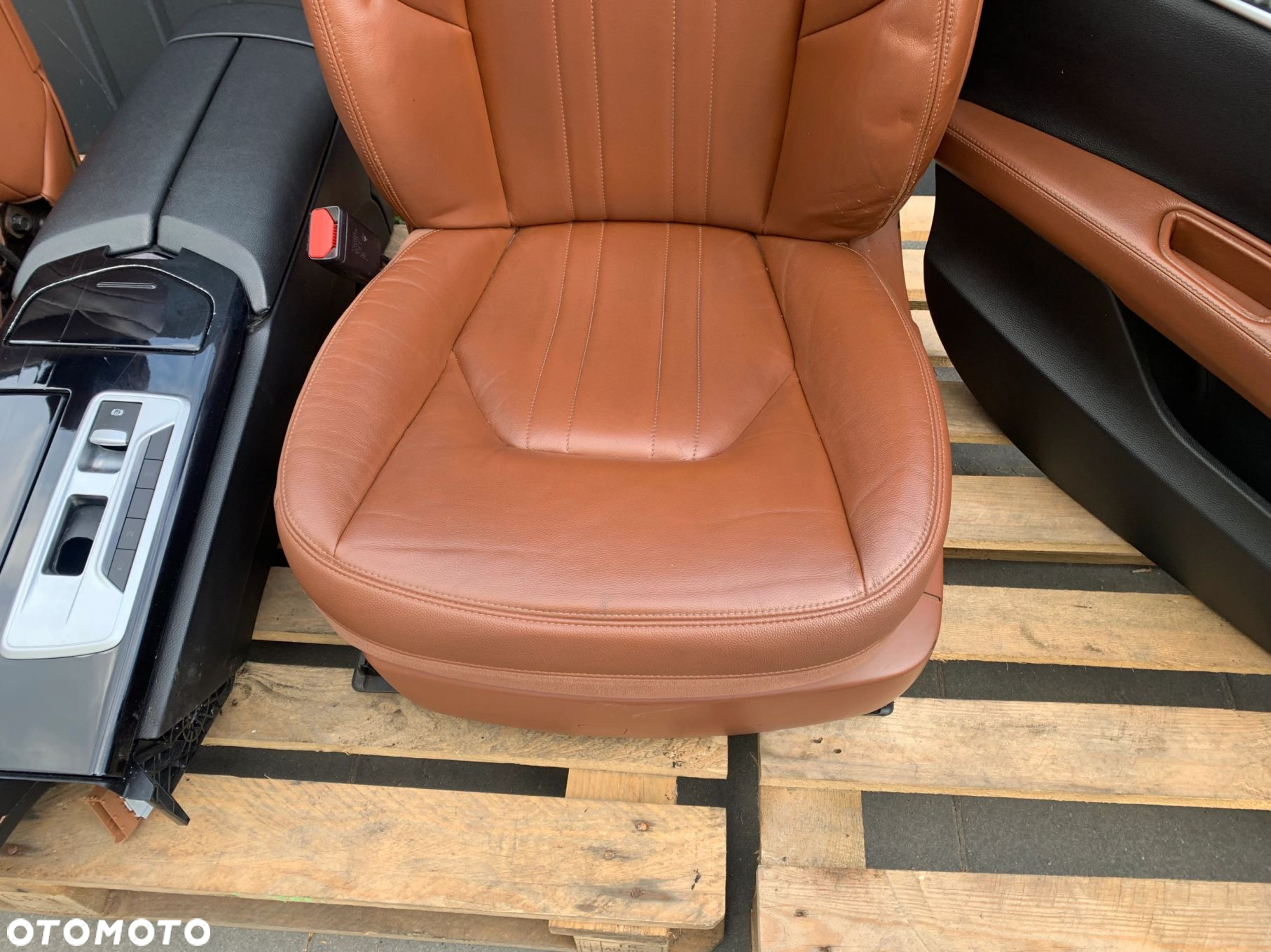 FOTELE TAPICERKA MASERATI GHIBLI III PAMIĘĆ GRZANE ELEKTRYCZNIE REGULOWANE HARMAN KARDON - 4