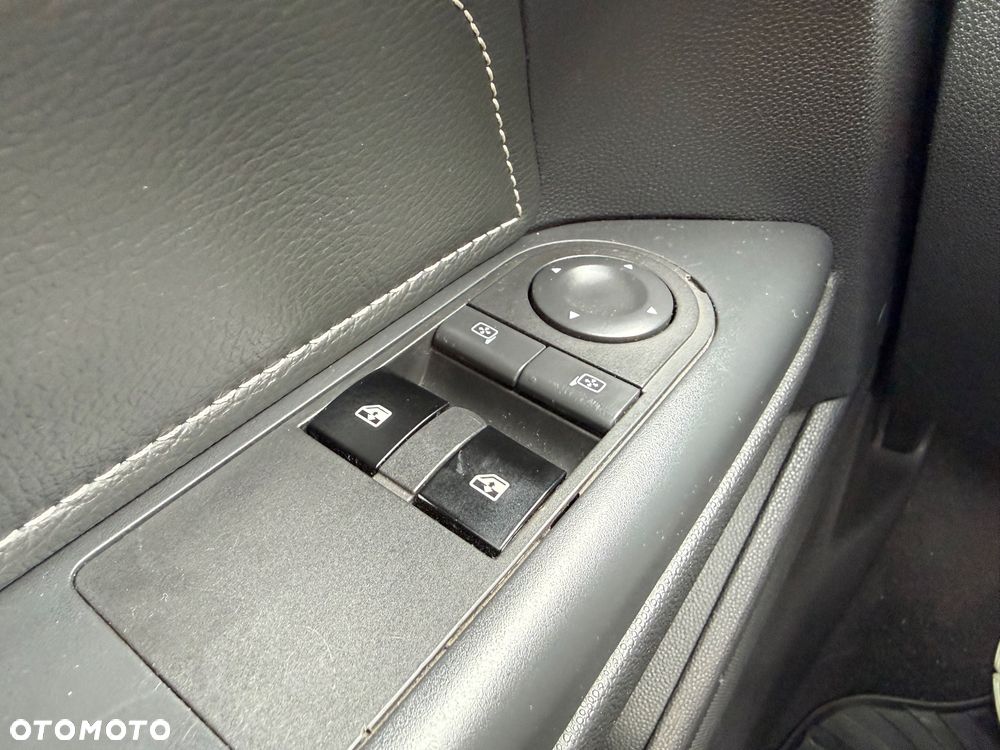 Opel Astra - 24